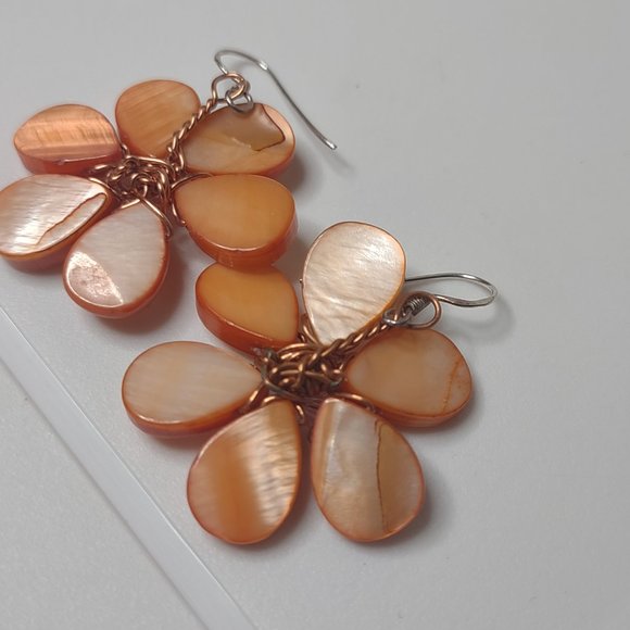 Flower Shaped Shell Earrings With 925 Hooks - Picture 7 of 13